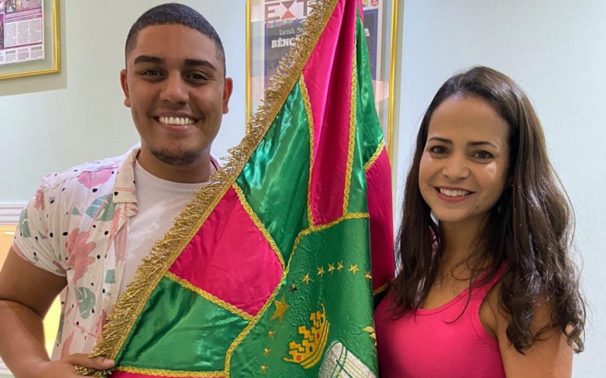  Annik Salmon e Guilherme Estevão serão os novos carnavalescos da Mangueira para o próximo carnaval - Divulgação / Mangueira