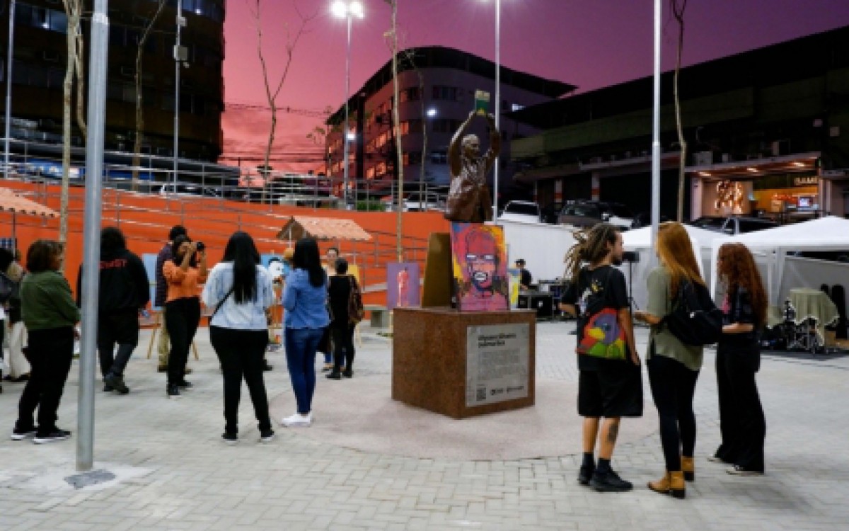 Exposi&ccedil;&atilde;o na Pra&ccedil;a Ulysses Guimar&atilde;es, em Caxias - Gabi Pereira/SMCT/Divulga&ccedil;&atilde;o