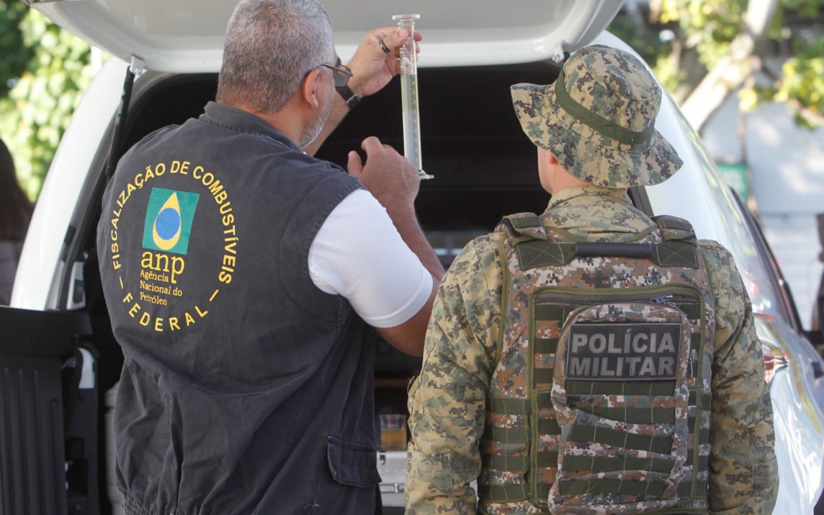 Fiscalização do Procon e Secretaria de Defesa do Consumidor entre outros órgãos   - Reginaldo Pimenta / Agência O Dia