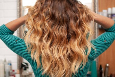 Saiba como encontrar o tom de mecha ideal para o seu cabelo