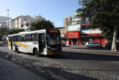 Mais três linhas de ônibus voltam a circular no Rio