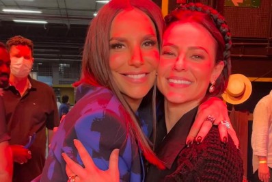 Paolla Oliveira 'tieta' Ivete Sangalo em gravação de novo programa