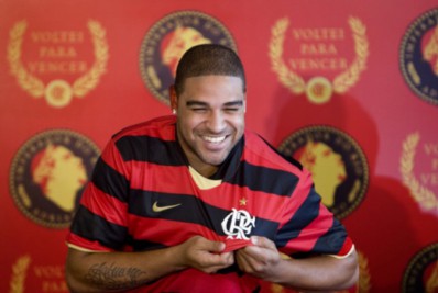 Ídolo do Flamengo, Adriano Imperador admite arrependimento por deixar o clube em 2010: 'Não deveria ter saído'