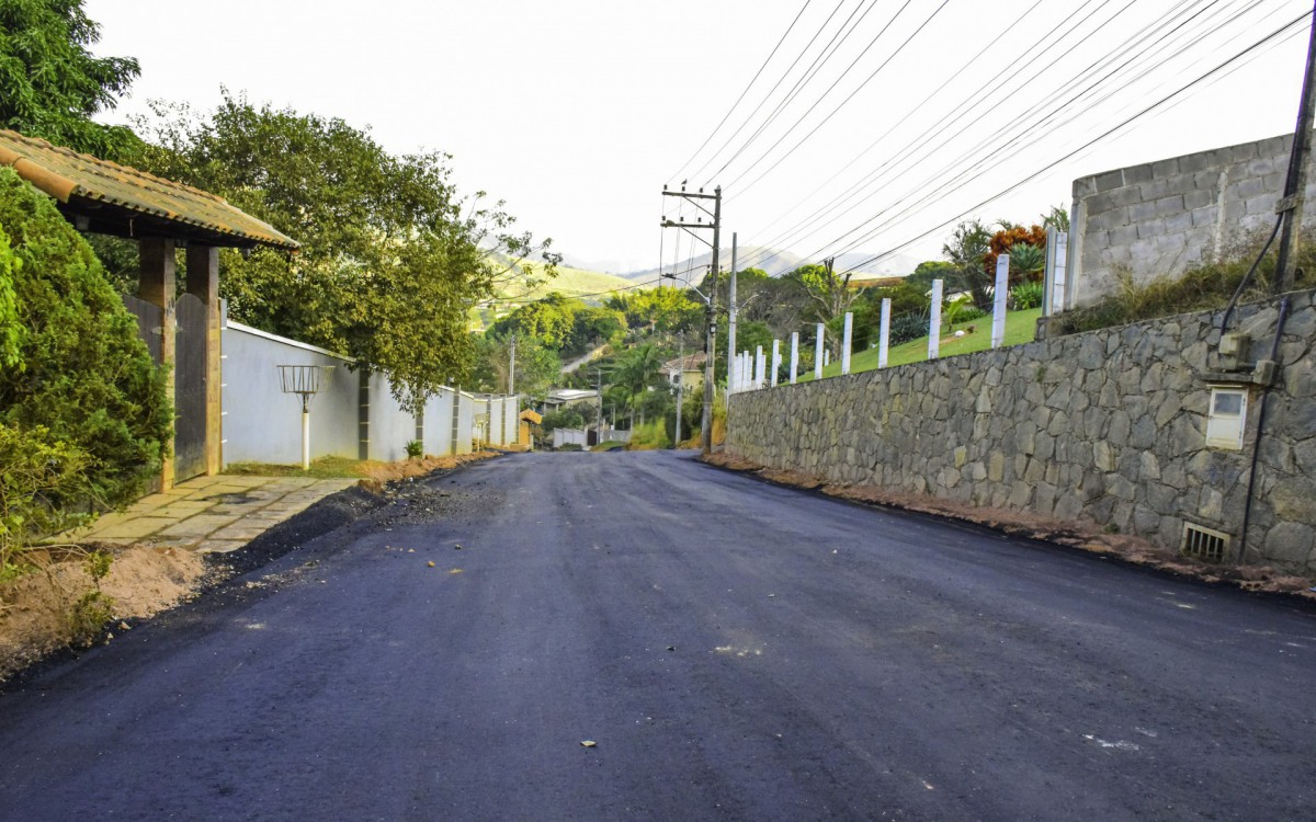 Ação Asfalto já pavimentou 69 vias em Paty - Divulgação