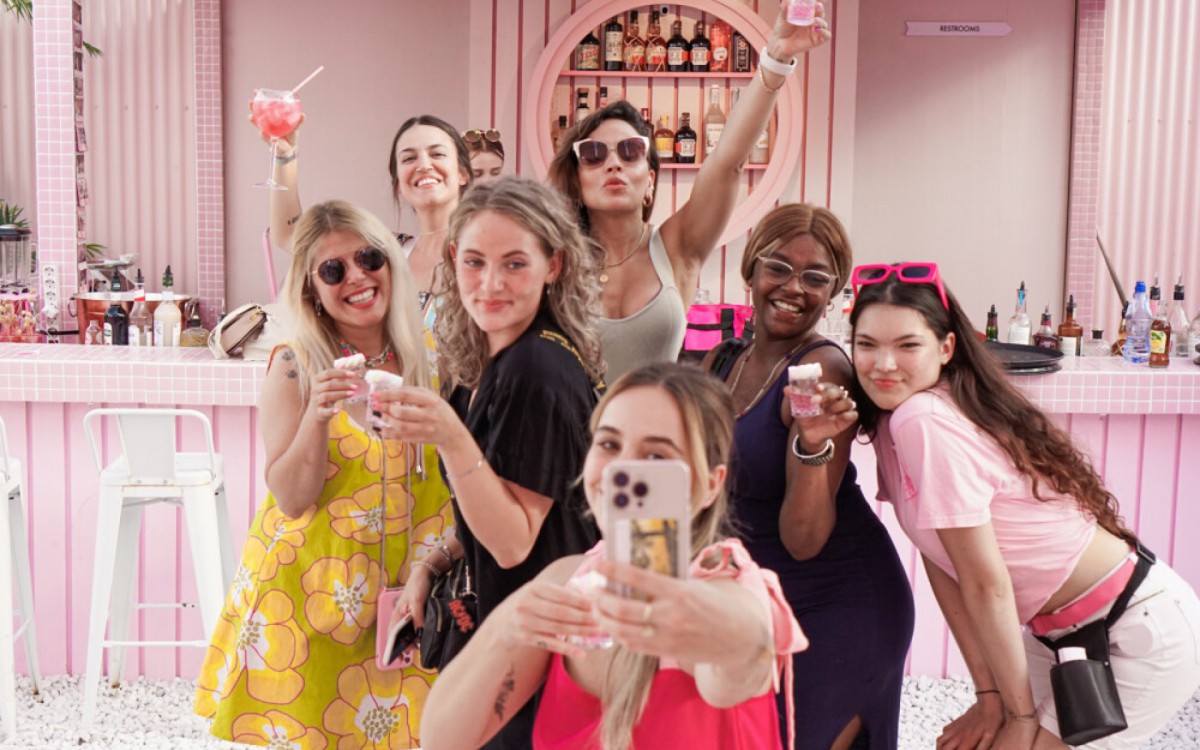 Festas incr&iacute;veis com pessoas interessantes. Quer participar? - Divulga&ccedil;&atilde;o