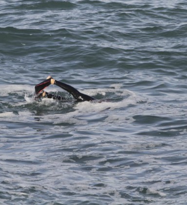 Bombeiros fazem busca por jovem desaparecido no quebra mar da Barra da Tijuca, na Zona Oeste do Rio - Marcos Porto/ Agência O Dia