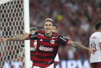 Com quatro gols de Pedro, Flamengo goleia Tolima e vai às quartas de final da Libertadores