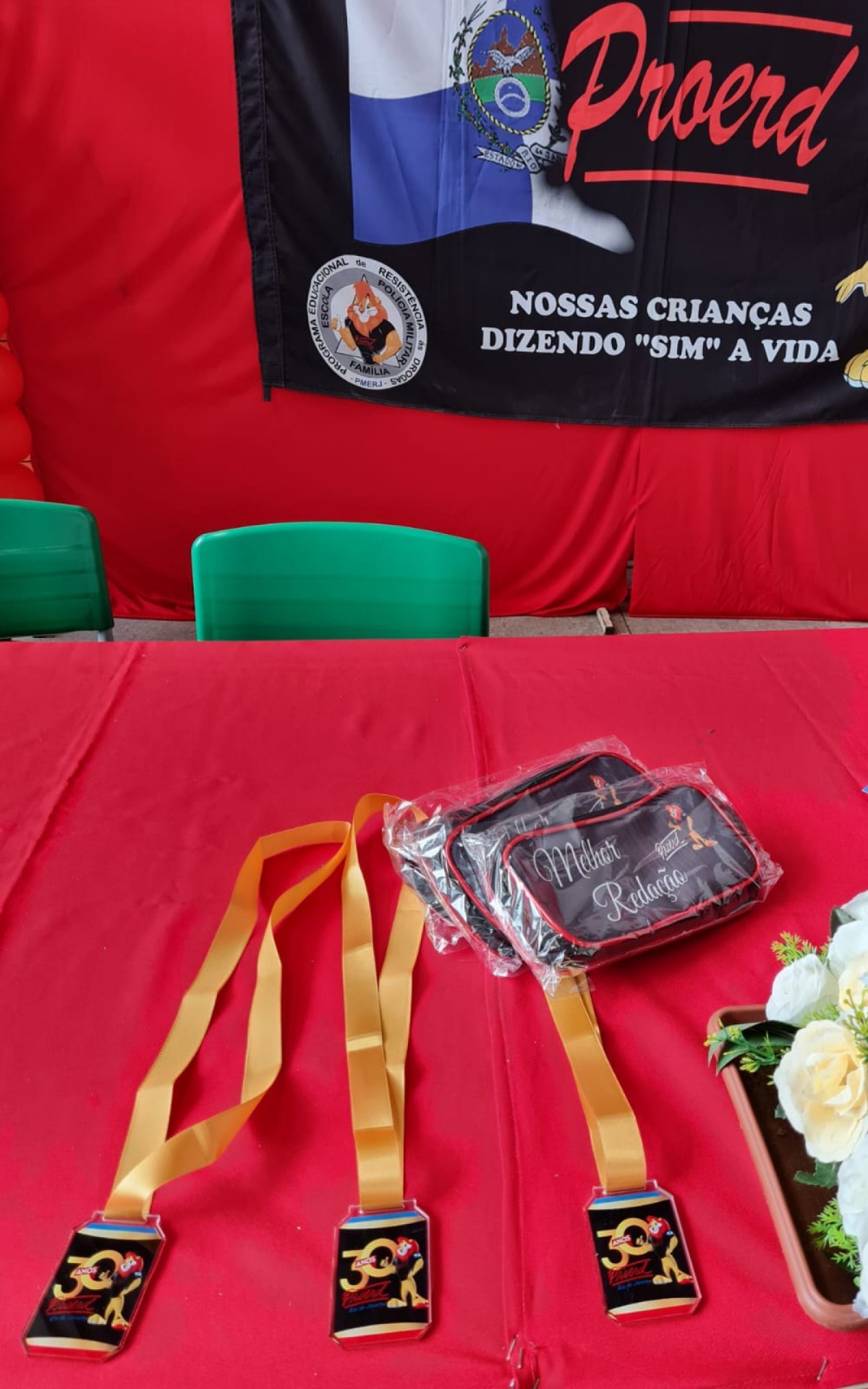 A forma&ccedil;&atilde;o premiou participantes de destaque na reda&ccedil;&atilde;o e no desenvolvimento de boas pr&aacute;ticas durante o curso, al&eacute;m da entrega dos certificados