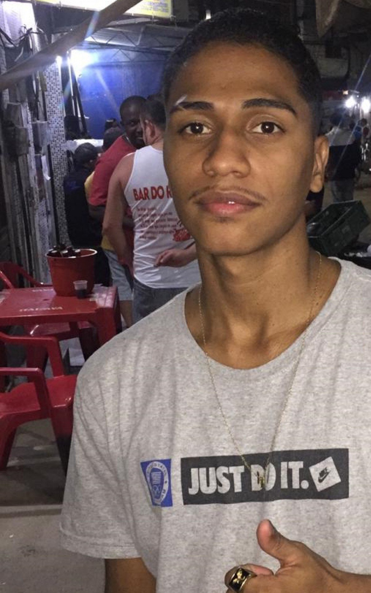 Lucas da Silva está desaparecido após se afogar na Praia da Barra - Reprodução/Redes Sociais