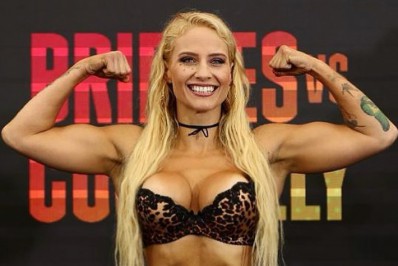 Lutadora revela que foi filmada nua por drone em seu apartamento