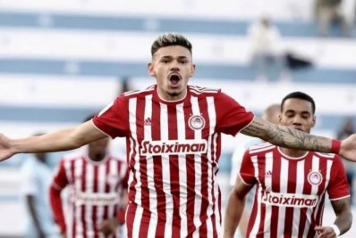 Botafogo quer avançar por Tiquinho Soares e evitar nova novela