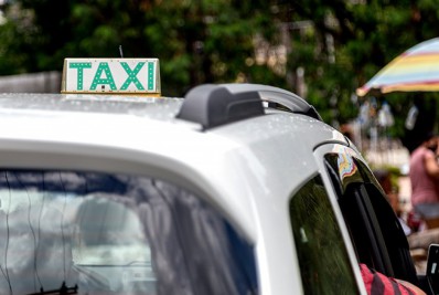 Prefeitura de SG realiza licenciamento e vistoria de táxis para 2022
