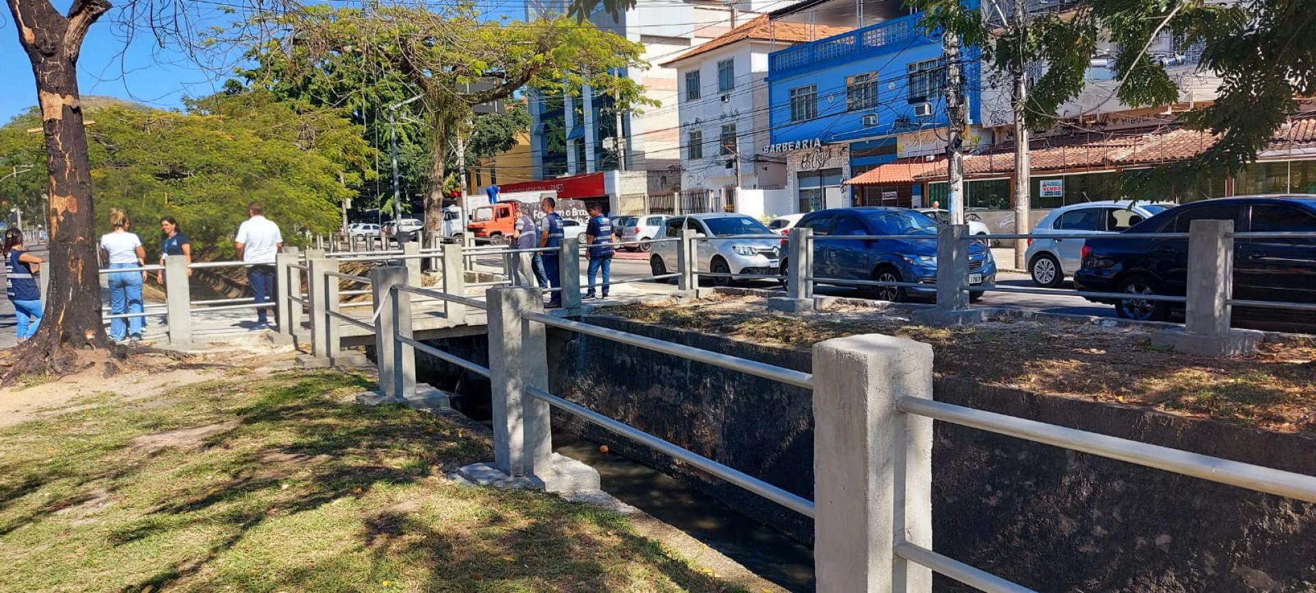 Guarda-corpos foram instalados em quase dois quilômetros de extensão - Divulgação