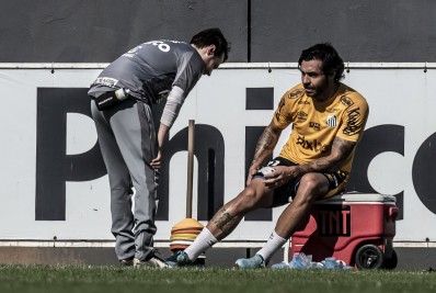 Ricardo Goulart se despede do Santos e afirma: 'Não me senti respeitado'
