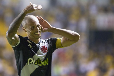 Zagueiro do Vasco, Anderson Conceição valoriza vitória em Criciúma: 'É muito difícil'