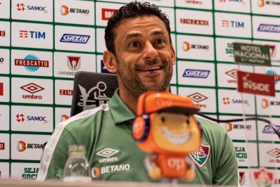 Fred, ídolo do Fluminense, fala sobre sua doença no olho e revela ter labirintite