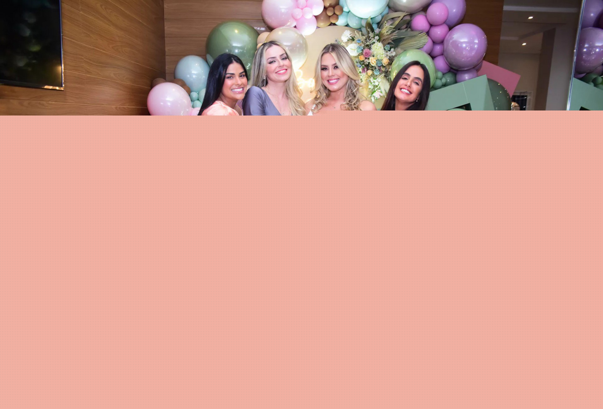 Isabella Cecchi com as amigas e ex-BBBs Munik Nunes, Paula Sperling e Carol Peixinho - Foto: Leo Franco/AgNews