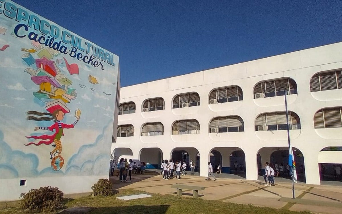 Ciep Cacilda Becker, em Nova Iguaçu, é a segunda escola do Estado a receber o Projeto E-Tec - Divulgação
