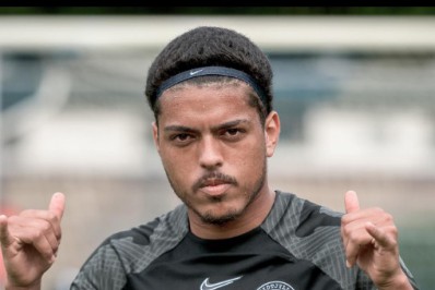 Vasco pode lucrar com venda de meia a clube turco