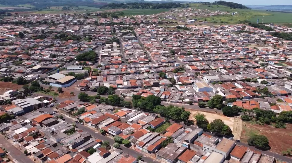 Ex-prefeito de Serrana é condenado por aumentar em 178% seu próprio salário