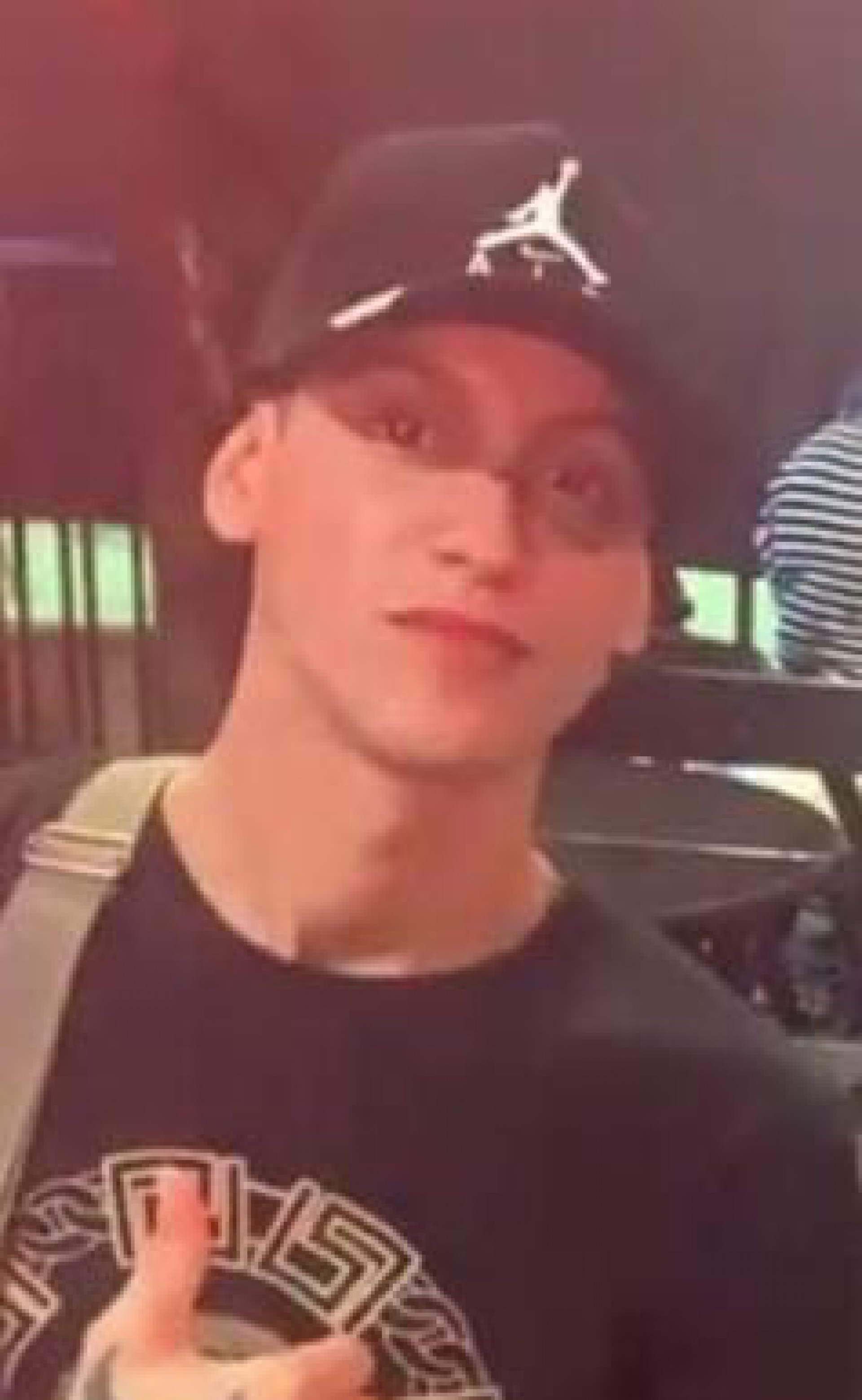 Glauber Morais se entregou à Polícia Civil depois de matar a companheira - Reprodução