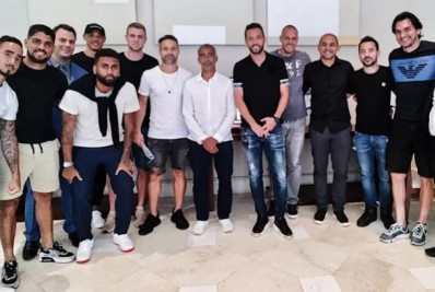 Romário se reúne com jogadores de clubes do Rio para discutir alterações na Lei Pelé