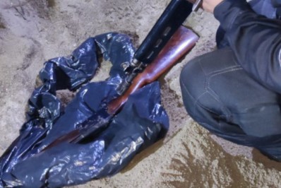 PM apreende espingarda em Cabo Frio
