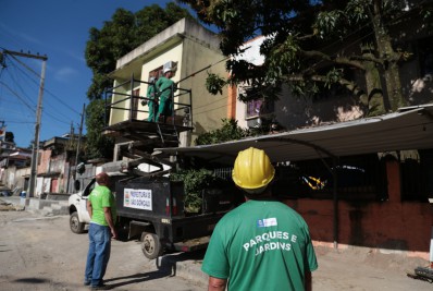 Ruas do Sacramento recebem reparos e revitalização de praça