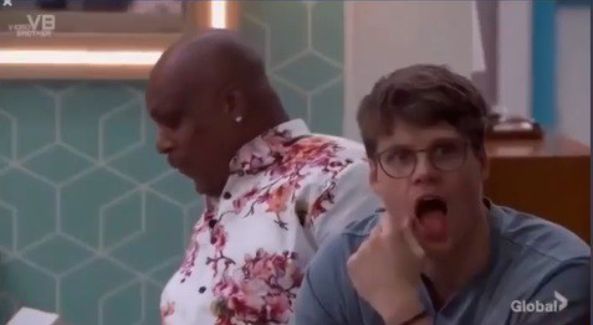 Indy Santos deixa participantes chocados ao revelar desejo de ser sex&oacute;loga - Reprodu&ccedil;&atilde;o de v&iacute;deo