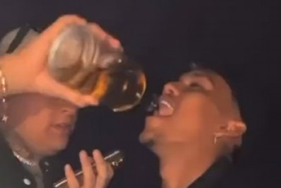 Jogador do Palmeiras é multado em 40% do salário após vídeo bebendo em balada