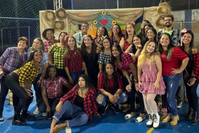 'Arraiá da Anésia' leva animação ao Country Club de Belford Roxo