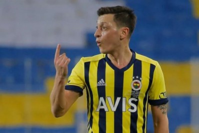 Presente no 7 a 1 sobre a Seleção, jogador alemão se aposenta aos 34 anos