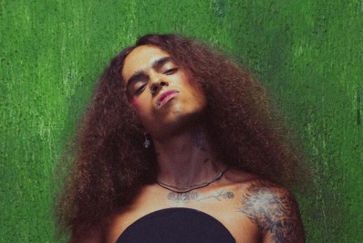 Vitão comenta sobre prazer anal: 'Tenho descoberto meu corpo cada vez mais'