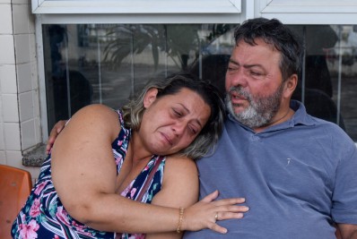 'Não tem nada que justifique o que fizeram com meu filho', diz mãe de jovem espancado até a morte em Santa Cruz