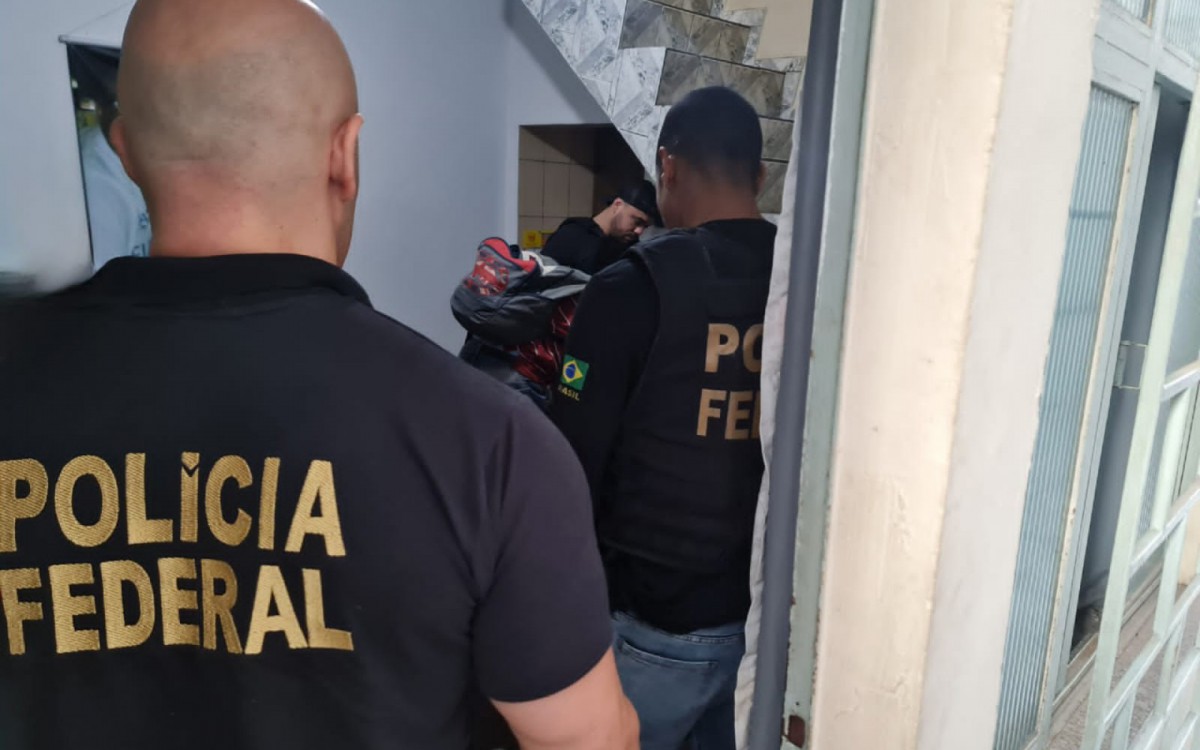 Suspeito utilizava telefone do av&ocirc; para dificultar identifica&ccedil;&atilde;o