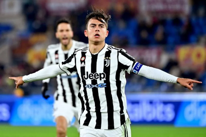 Roma faz proposta e briga pela contratação do atacante Dybala