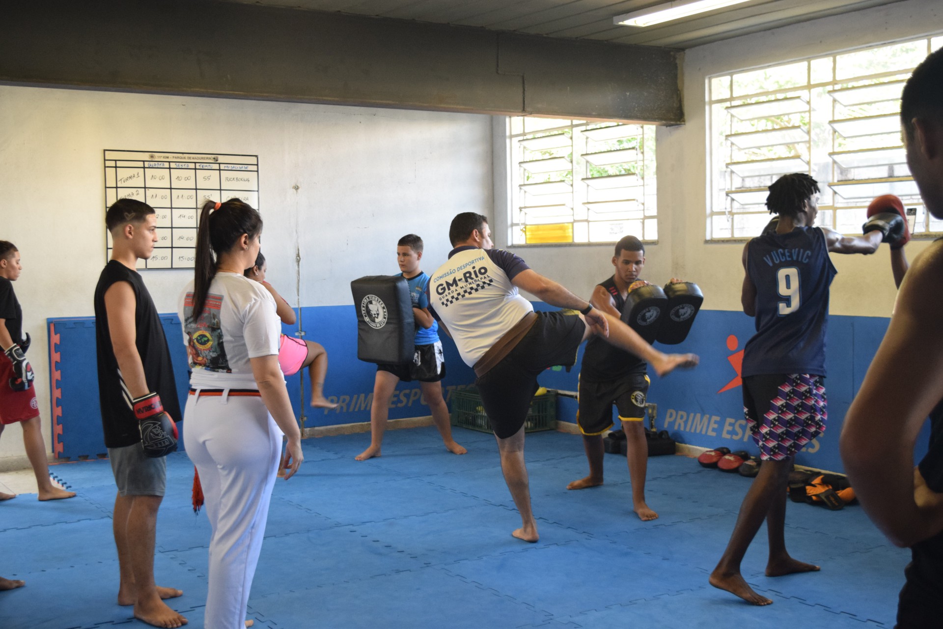 Estão sendo ofertadas aulas de capoeira e kickboxing - Robert Gomes