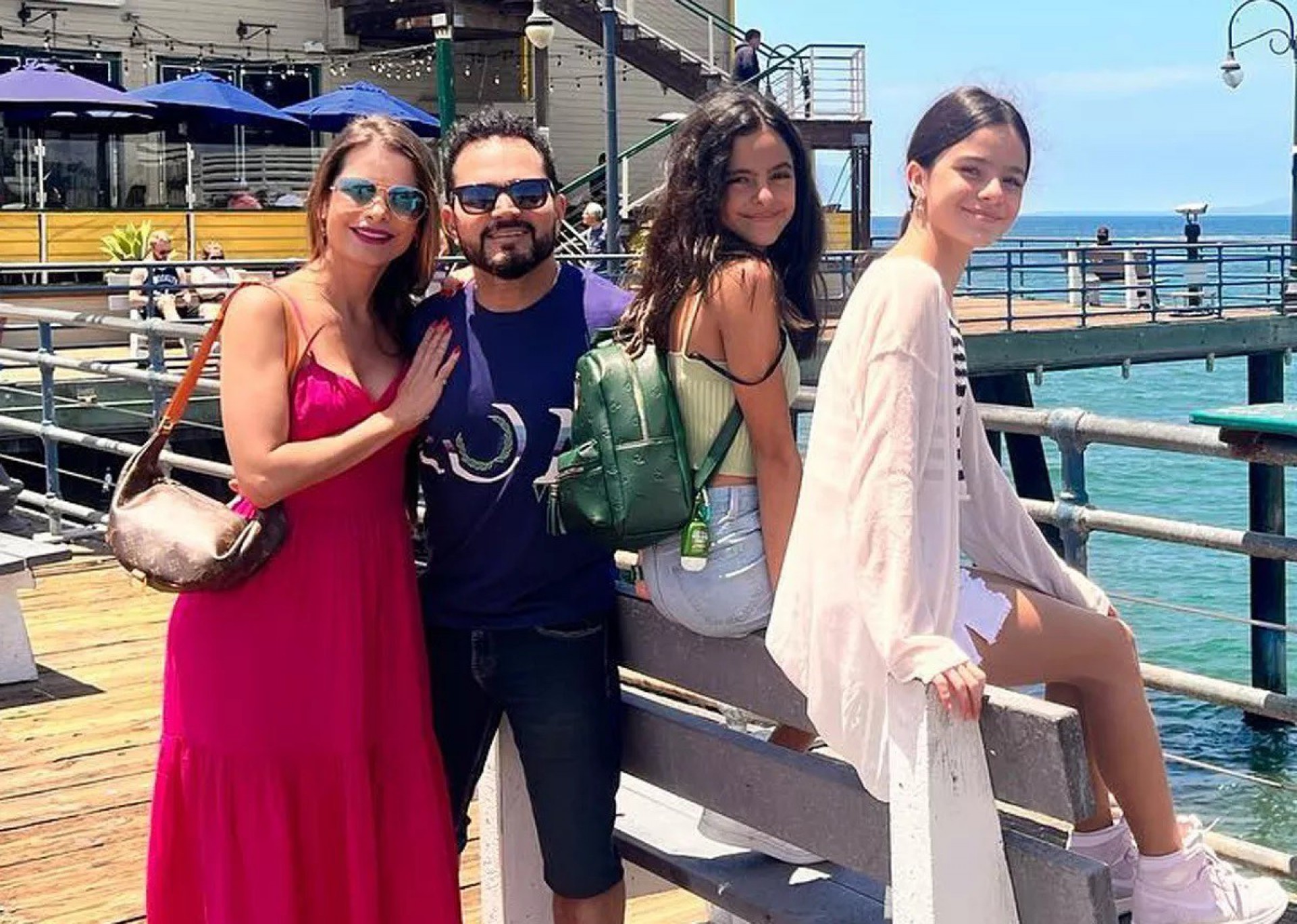 Luciano Camargo aproveita férias com esposa e filhas nos EUA - Reprodução / Instagram