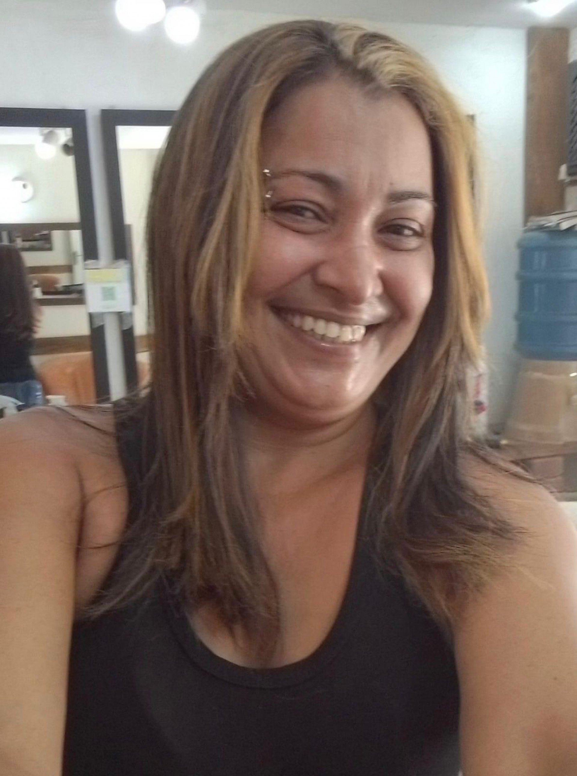 Doméstica Elizabeth Lopes da Silva, de 42 anos, que foi encontrada morta nesta quinta-feira (14) - Arquivo Pessoal