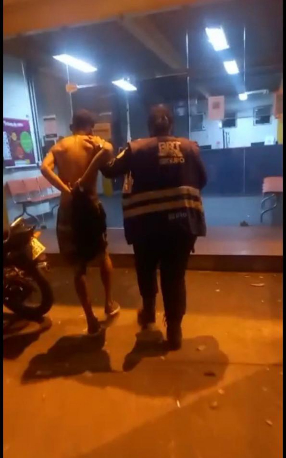 Homem confessa ter roubado placas de alum&iacute;nio para vender e comprar crack