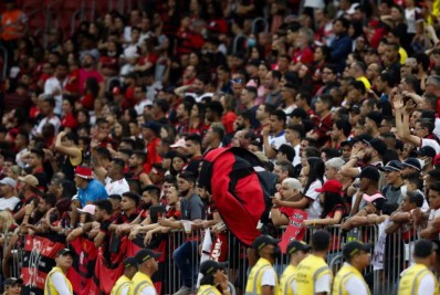Torcida do Flamengo esgota ingressos para duelo com Corinthians na Libertadores