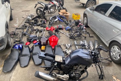 Peças de motos roubadas são apreendidas em Nova Iguaçu