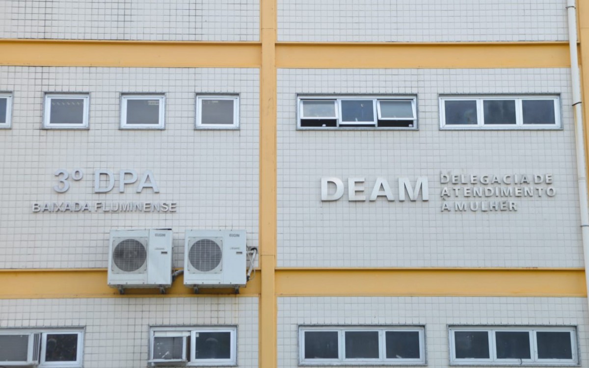 Sede da Delegacia de Atendimento &agrave; Mulher (DEAM) de Duque de Caxias onde o caso foi registrado