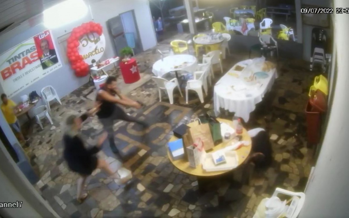 Guaranho entra no sal&atilde;o e dispara a queima roupa contra Marcelo