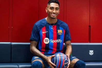 Ronaldinho teria papel decisivo em acerto de Raphinha com o Barcelona