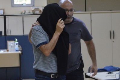 Mais uma mulher denuncia cirurgião preso: 'Fui tratada igual lixo'