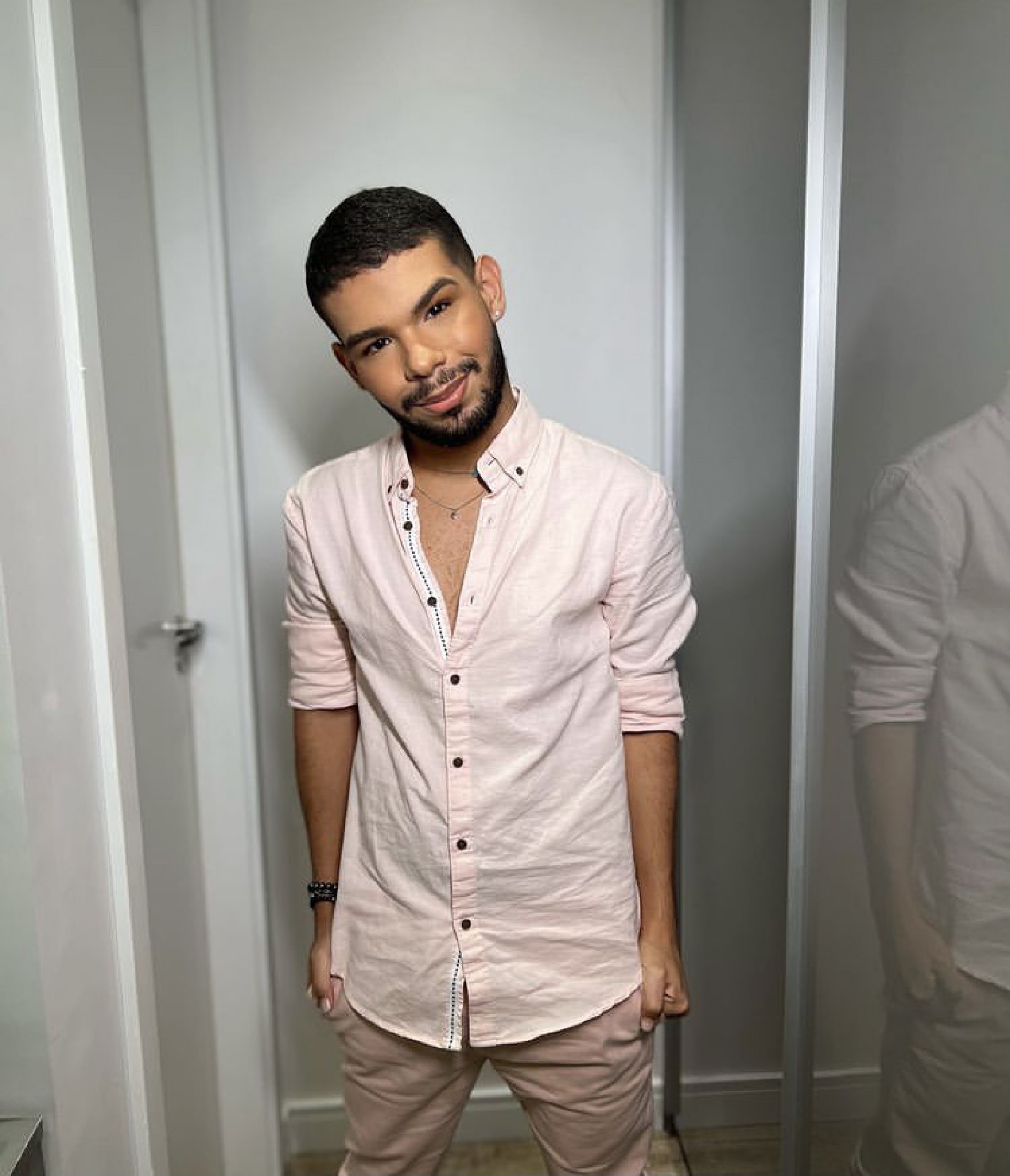 Ex-BBB Vyni se pronuncia ap&oacute;s pol&ecirc;mica envolvendo cach&ecirc; de filme - Reprodu&ccedil;&atilde;o / Instagram