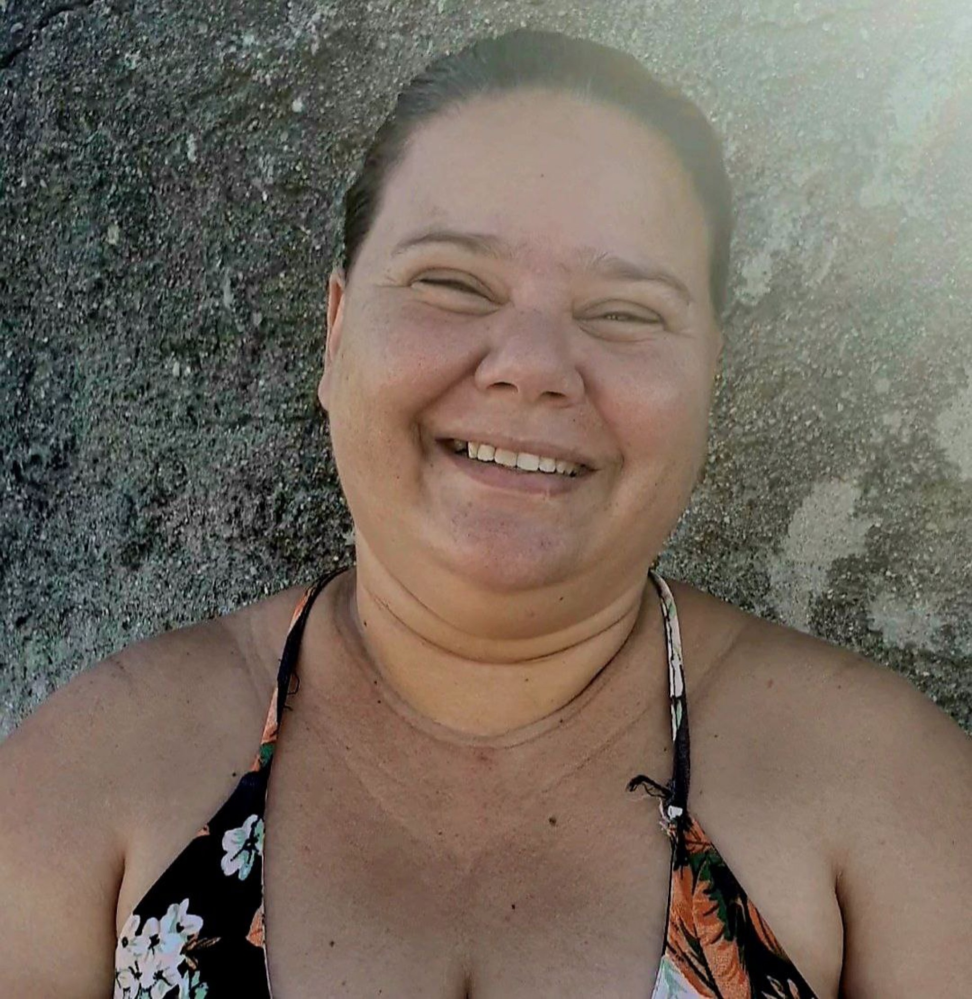 Priscila Regina, moradora do Morro do Amor, gostou do novo abastecimento do Morro do Amor - Divulgação