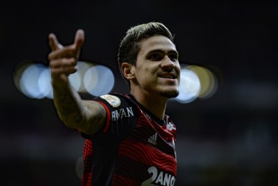 Tite vê momento de Pedro com bons olhos e convocação de atacante do Flamengo é bem possível