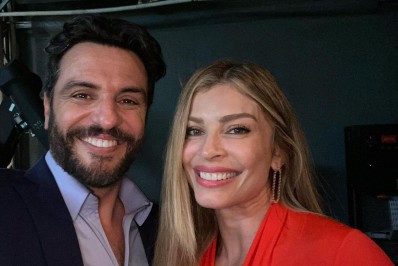Rodrigo Lombardi posa com Grazi Massafera e dispara: 'Só eu envelheço'
